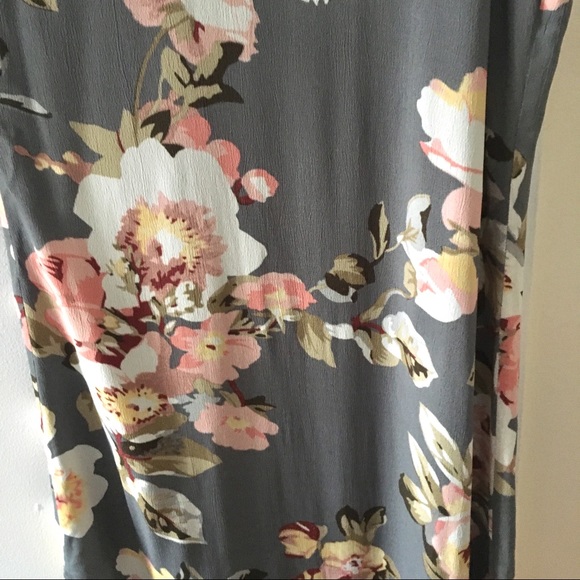 Privacy Please Beldon Floral Maxi Dress - Picture 4 of 6